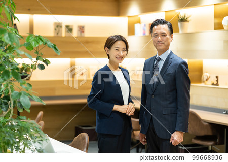 Businessman middle office 99668936