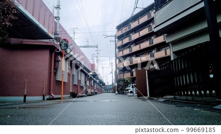 雨後住宅區 99669185