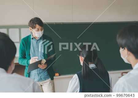 teacher, classroom, junior high school student 99670643