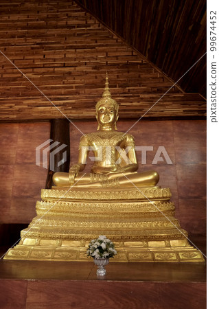 buddha statue in Thailand 99674452