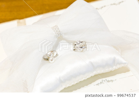 Wedding image of wedding ring and marriage certificate Wedding image of wedding ring and marriage certificate 99674537