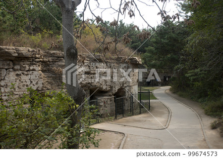 East Chikenkan Mountain North Wall Street 99674573