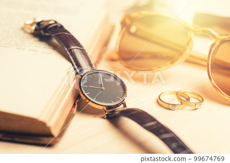 Isolate woman wristwatch 99674769