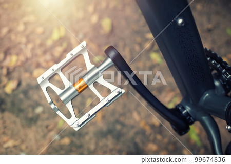 aluminium bicycle pedal aluminium bicycle pedal 99674836