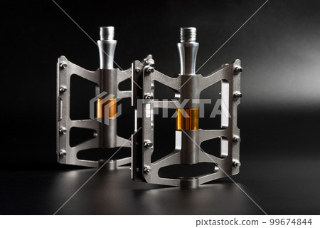 isolate bicycle pedal 99674844