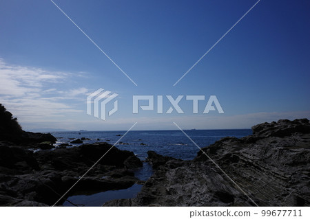 Blue sky and blue sea seen from Cape Obusa, Chiba Prefecture Blue sky and blue sea seen from Cape Obusa, Chiba Prefecture 99677711