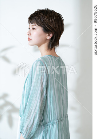 Beauty portrait of a young woman who is worried about UV rays 99679626