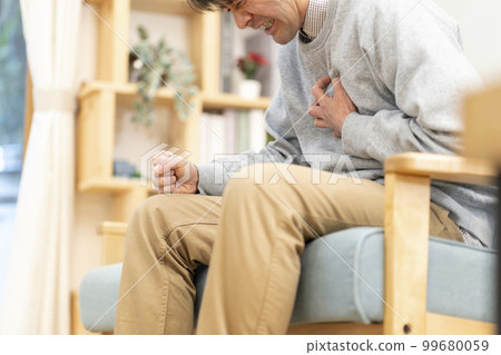 Middle-aged man in poor physical condition, chest pain, body parts 99680059