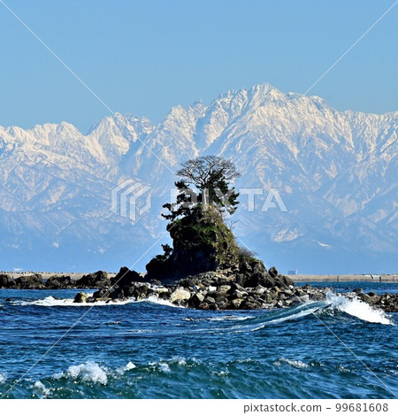 從雨晴海灘眺望劍山 99681608
