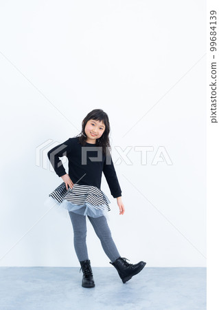 兒童模型 99684139
