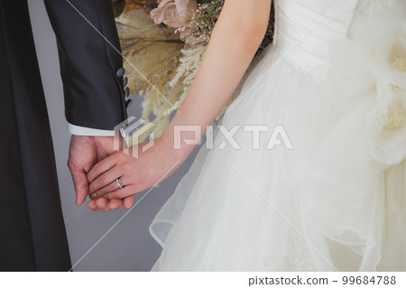 Wedding bride and groom 99684788