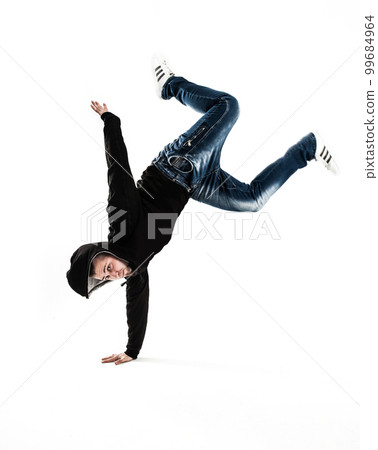 charismatic rapper performed the dance break.photo on a light ba charismatic rapper performed the dance break.photo on a light ba 99684964