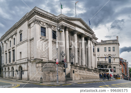 City Hall, Dublin, Ireland 99686575