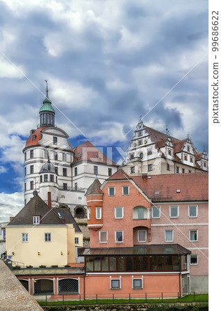 View of castle, Neuburg an der Donau, Germany View of castle, Neuburg an der Donau, Germany 99686622