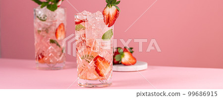 Fresh cocktail with crushed ice and strawberry Fresh cocktail with crushed ice and strawberry 99686915