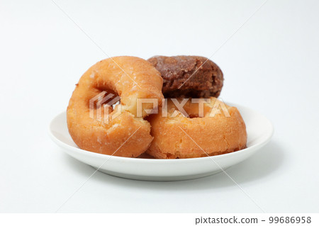 Donuts, bread, pastries, bread, sweets, desserts, food, sweets, snacks, sweets Donuts, bread, pastries, bread, sweets, desserts, food, sweets, snacks, sweets 99686958