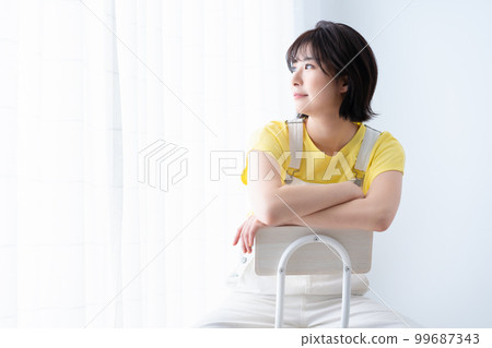 short bob woman wearing salopette short bob woman wearing salopette 99687343