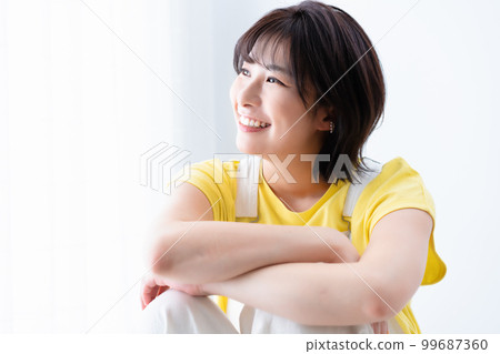 short bob woman wearing salopette short bob woman wearing salopette 99687360