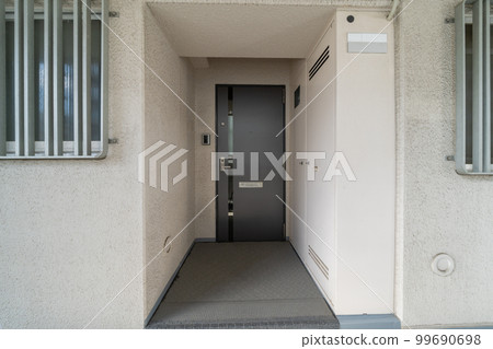 Mansion entrance Mansion entrance 99690698