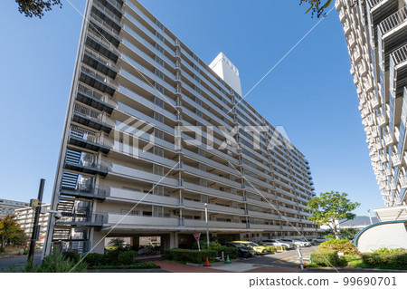 Mansion group 99690701