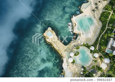 Tropical carribbean beach 99692887