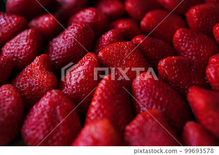 Delicious big ripe red strawberries flat lay Delicious big ripe red strawberries flat lay 99693578
