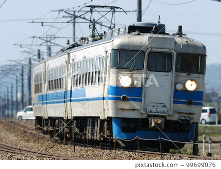 Hokuriku Main Line Nishi-Takaoka - Takaoka JR West 475 series A10 formation (Kanazawa) Hokuriku Main Line Nishi-Takaoka - Takaoka JR West 475 series A10 formation (Kanazawa) 99699076