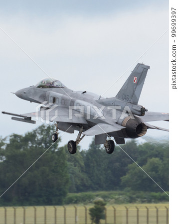 Polish Air Force F-16C Block 52+ take off 99699397