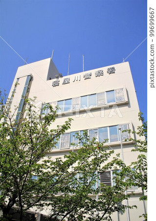 Neyagawa Police Station 99699667