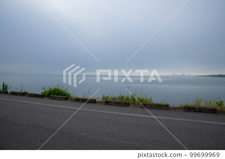 Lake Yanaka Watarase Reservoir Early morning scenery 99699969