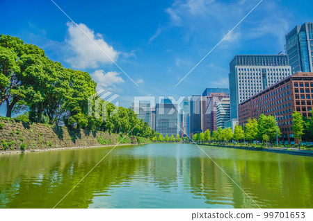 丸之內的高層建築群 99701653