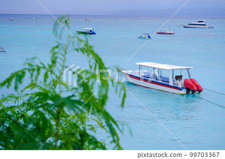 Sea of Jungbatu village, Lembongan island. A remote island 30 minutes by high-speed boat from Bali 99703367