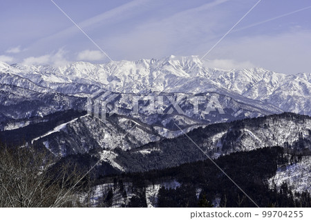 Hakusan's snowy landscape Hakusan's snowy landscape 99704255