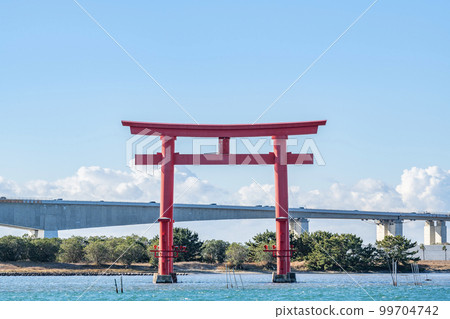 Hamamatsu City, Shizuoka Prefecture Scenery of Lake Hamana in clear weather Symbolic red torii gate and Hamana Ohashi Bridge Hamamatsu City, Shizuoka Prefecture Scenery of Lake Hamana in clear weather Symbolic red torii gate and Hamana Ohashi Bridge 99704742