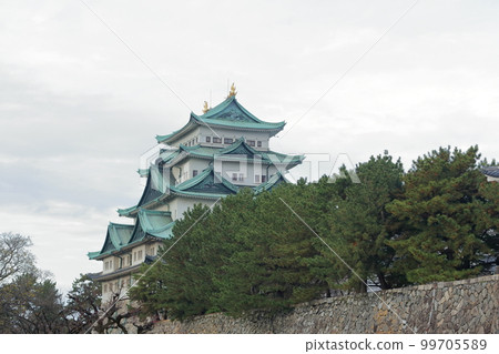 Japanese castle (Nagoya Castle, Nagoya City, Aichi Prefecture) Japanese castle (Nagoya Castle, Nagoya City, Aichi Prefecture) 99705589
