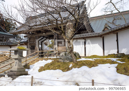 Chusonji Temple in winter, Iwate Prefecture 99706985