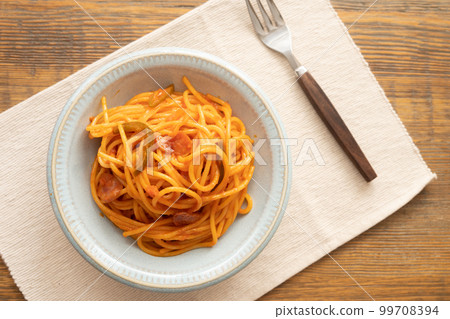 simple Neapolitan 99708394