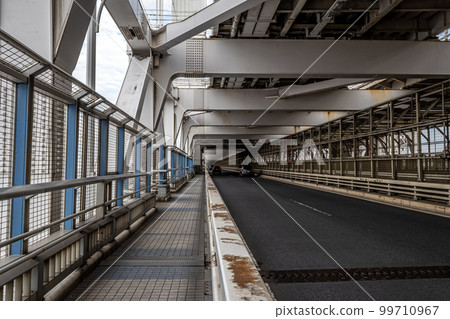 Rainbow Bridge, Odaiba, Tokyo Bay, Japan. 99710967