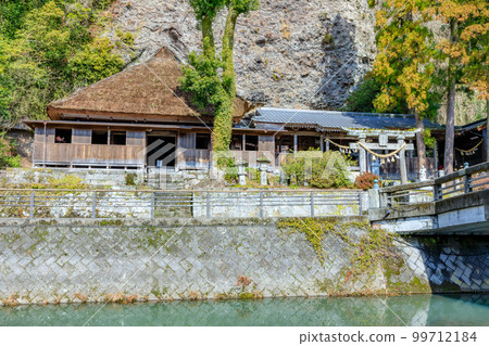 冬天的三鈴神社和天年寺，大分縣豐後高田市 99712184