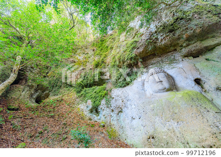 大分縣豐後高田市冬季的熊野馬蓋佛 大分縣豐後高田市冬季的熊野馬蓋佛 99712196