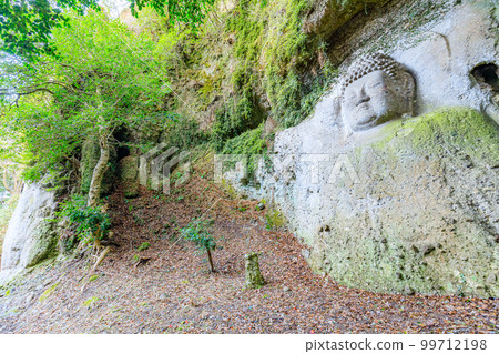 Kumano Magaibutsu in winter Bungotakada City, Oita Prefecture 99712198