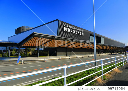 [Kumamoto Prefecture] Renewed Kumamoto Airport 99713064