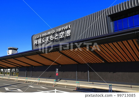 [熊本縣]更新的阿蘇熊本機場 99713085