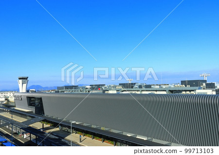 [Kumamoto Prefecture] Renewed Aso Kumamoto Airport 99713103