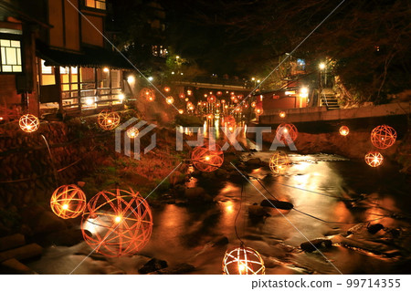 [Kumamoto Prefecture] Kurokawa Onsen's hot water lights in winter 99714355