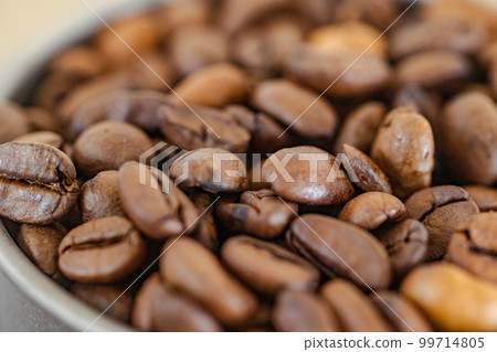 Roasted coffee beans 99714805