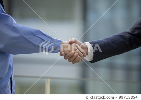 Handshake work clothes and suit men shooting cooperation "LINK FOREST" 99715854