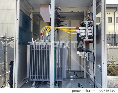 小隔間內部 99716139