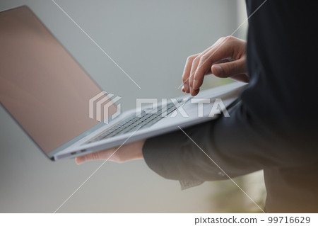 Businessman Businessman 99716629