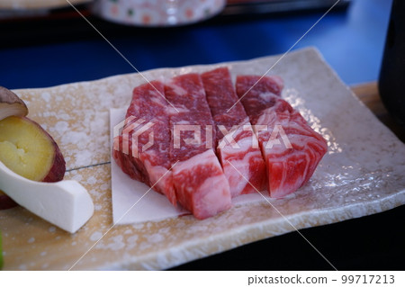 Yakiniku (grilled meat) Vegetables Steak Iron plate 99717213